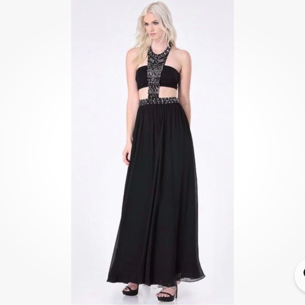 Elegant Black Embellished Evening Gown